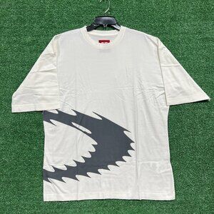 Oakley graphic T shirt size large NWT